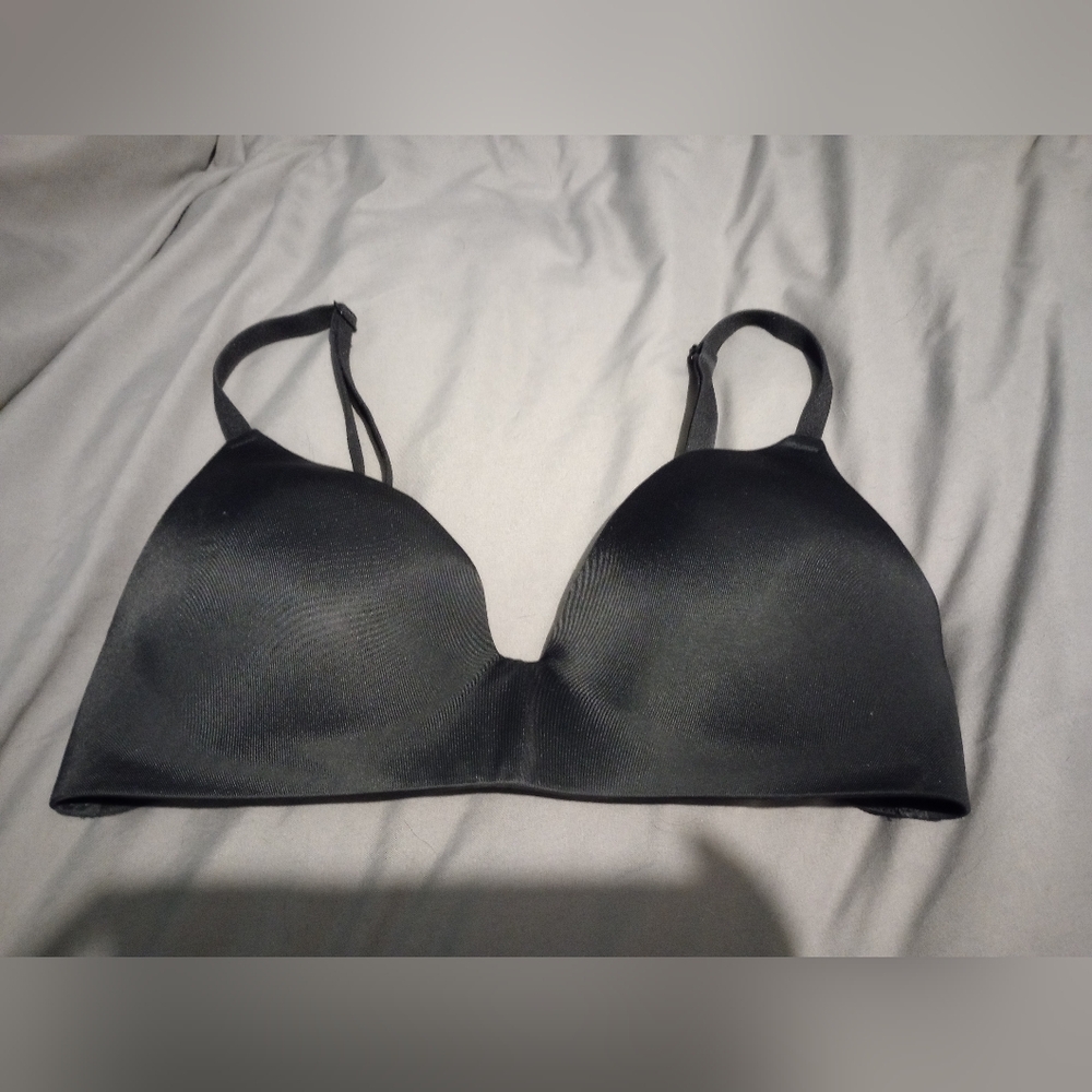 Black Victoria Secret Bra